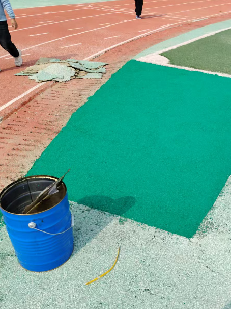 可克达拉球场翻新修补改造专项服务介绍